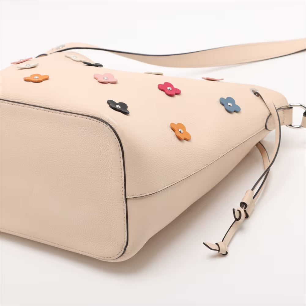 Louis Vuitton Lock Me Flower Bucket Shoulder Bag Beige