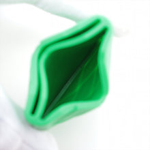 Load image into Gallery viewer, Bottega Veneta Intrecciato Silicon Card Case Green