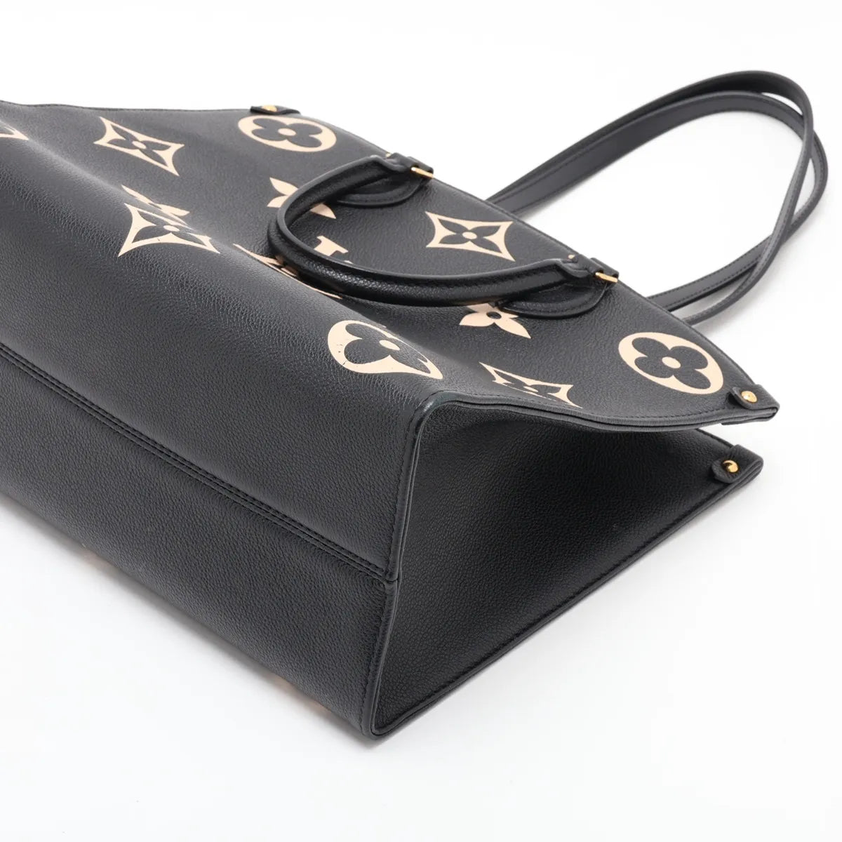 Louis Vuitton Monogram Empreinte On the Go MM Black x Creme