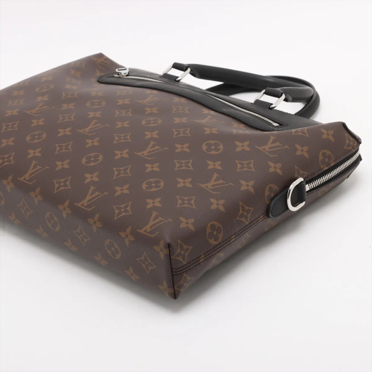 Louis Vuitton Monogram Macassar Porte Documents Jour NM Brown x Black