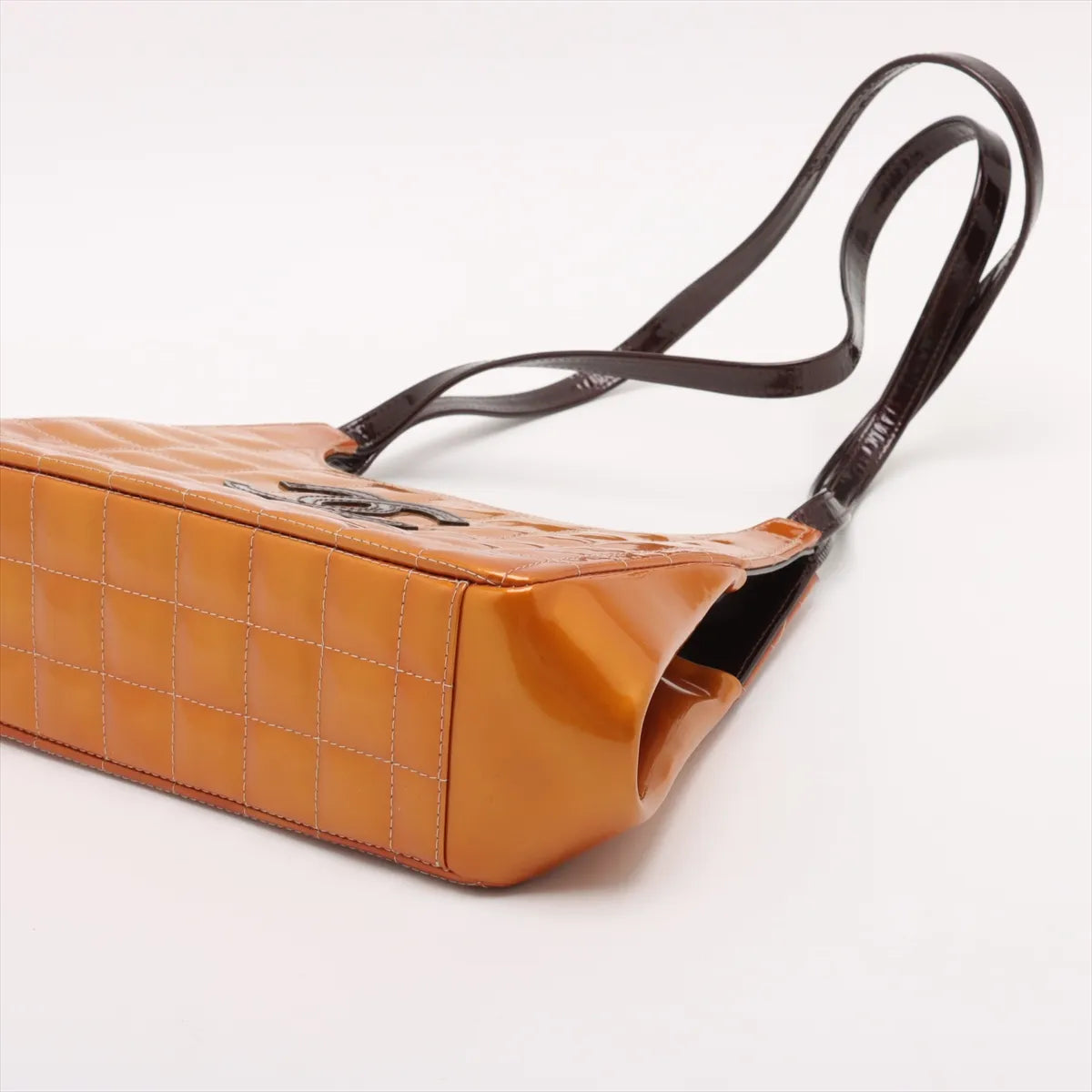 Chanel CC Logo Chocolate Bar Patent Leather Shoulder Bag Gold x Brown