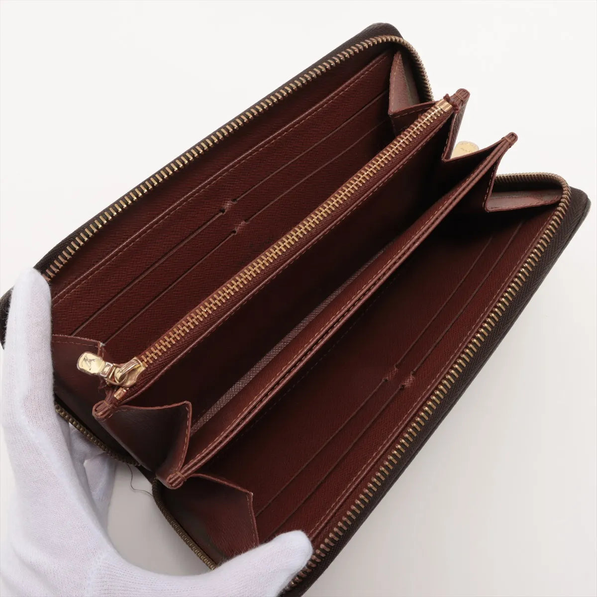 Louis Vuitton Monogram Zippy Wallet