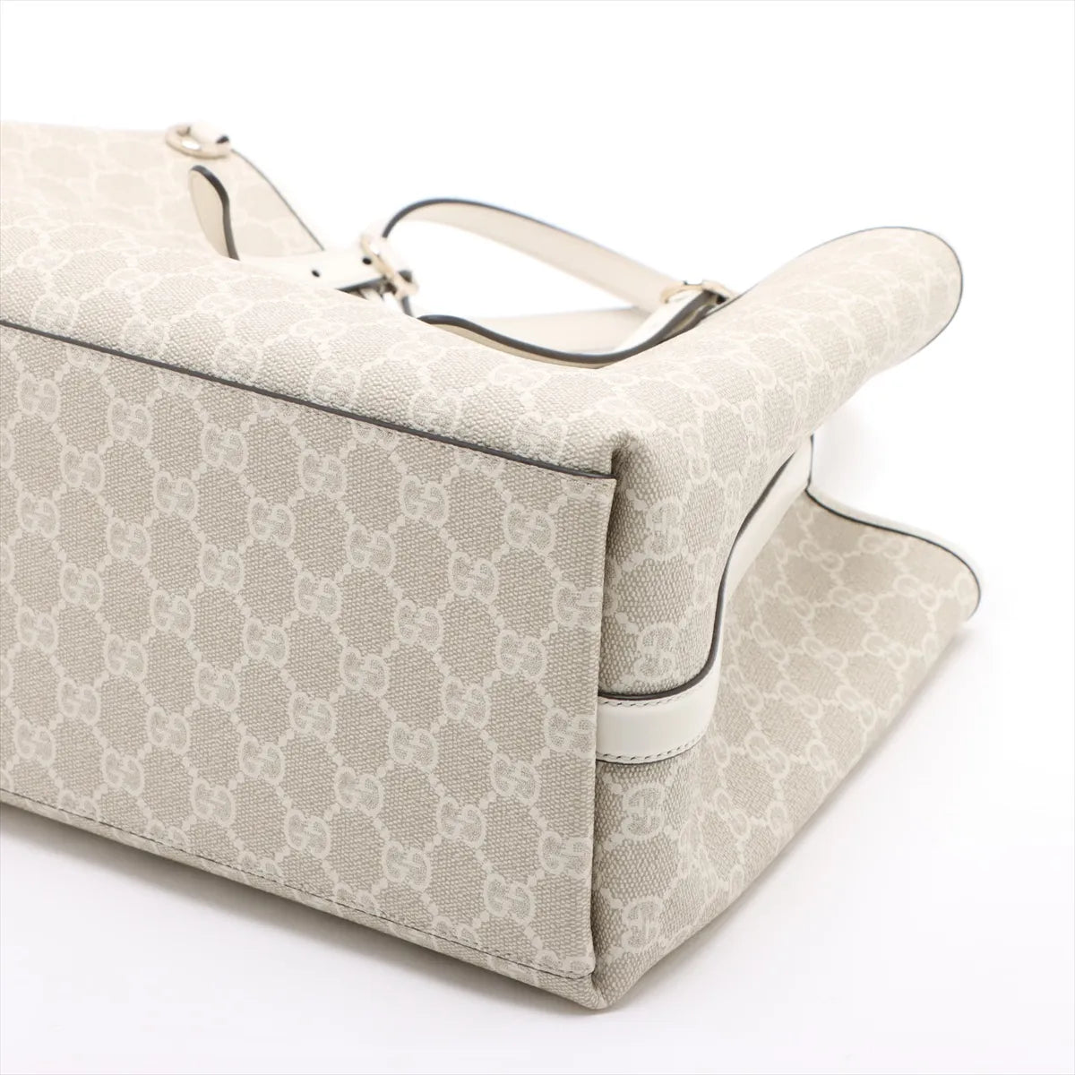 Gucci GG Logo Leather Tote Bag Beige
