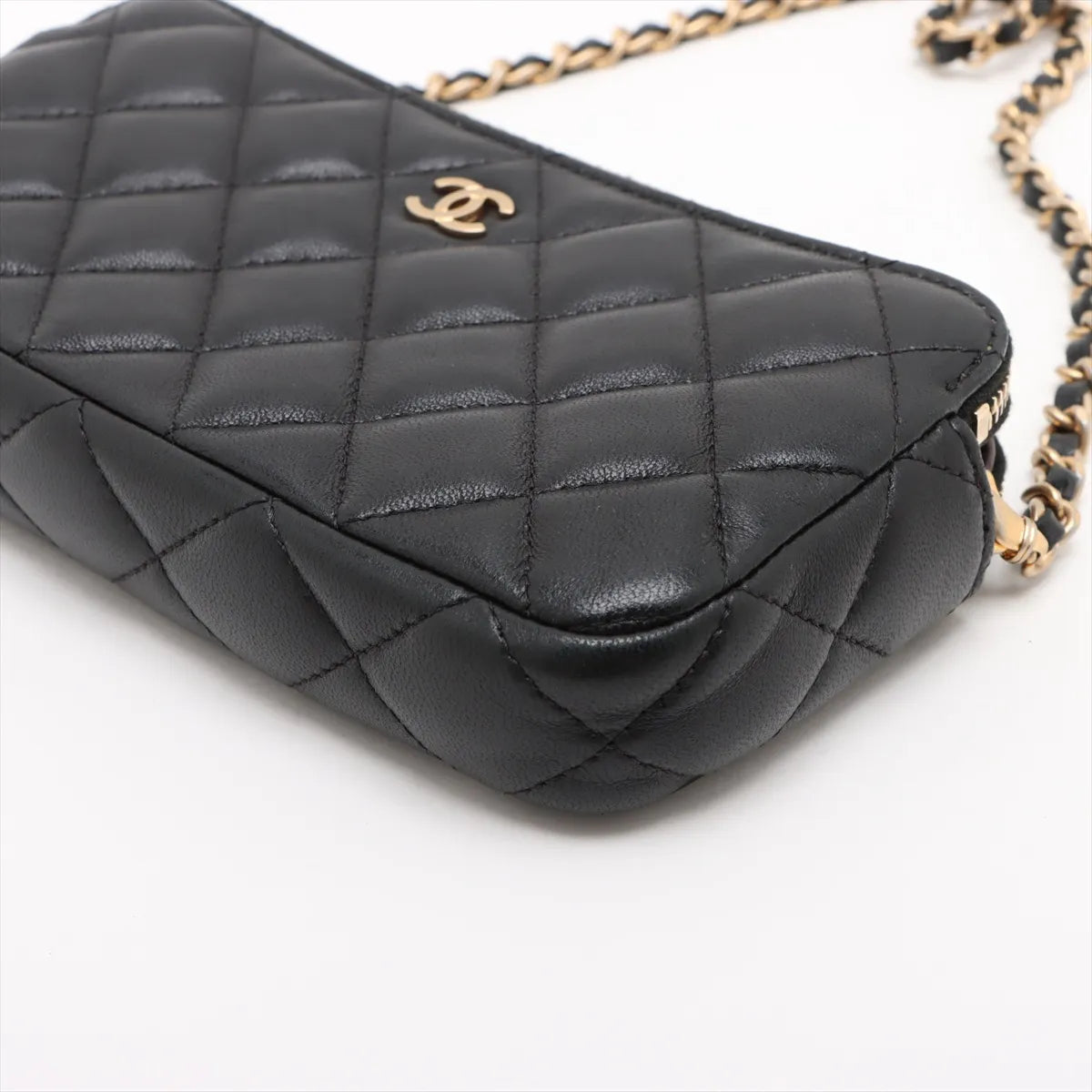 Chanel CC Logo Matelasse Lambskin Wallet on Chain Black