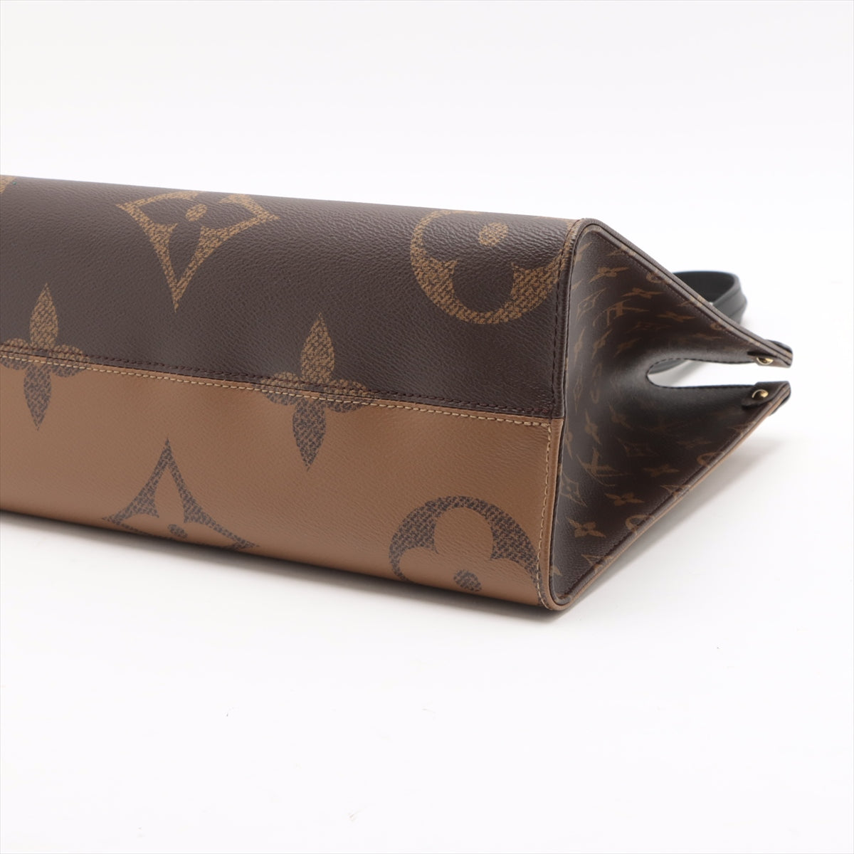 Louis Vuitton Monogram Giant Reverse On the Go MM * PREORDER *