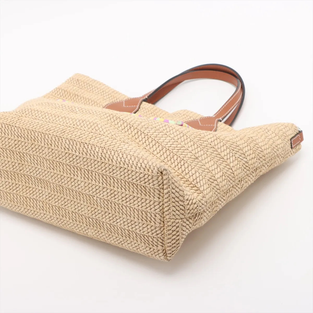 Gucci Patch Raffia x Leather Handbag Beige