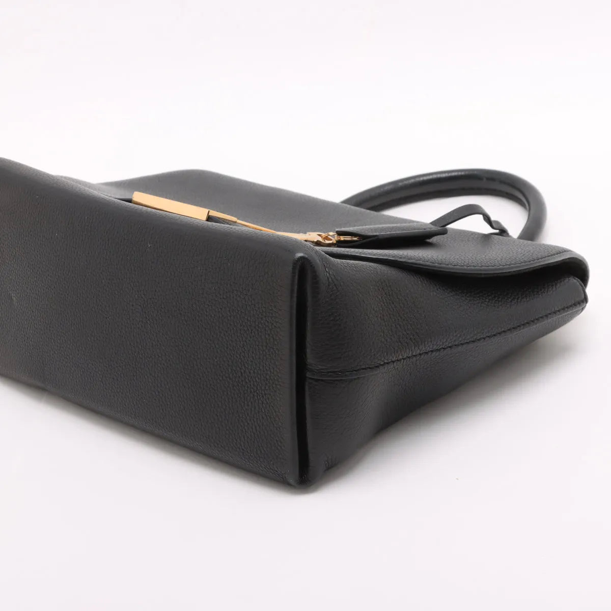 Louis Vuitton Taurillon Volta Black