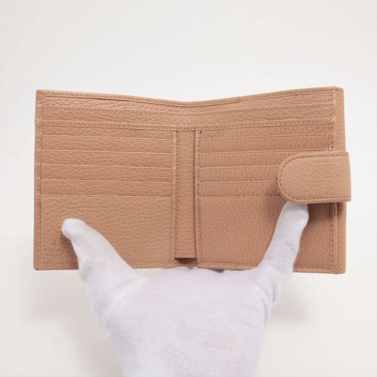 Gucci Interlocking G Leather Compact Wallet Beige