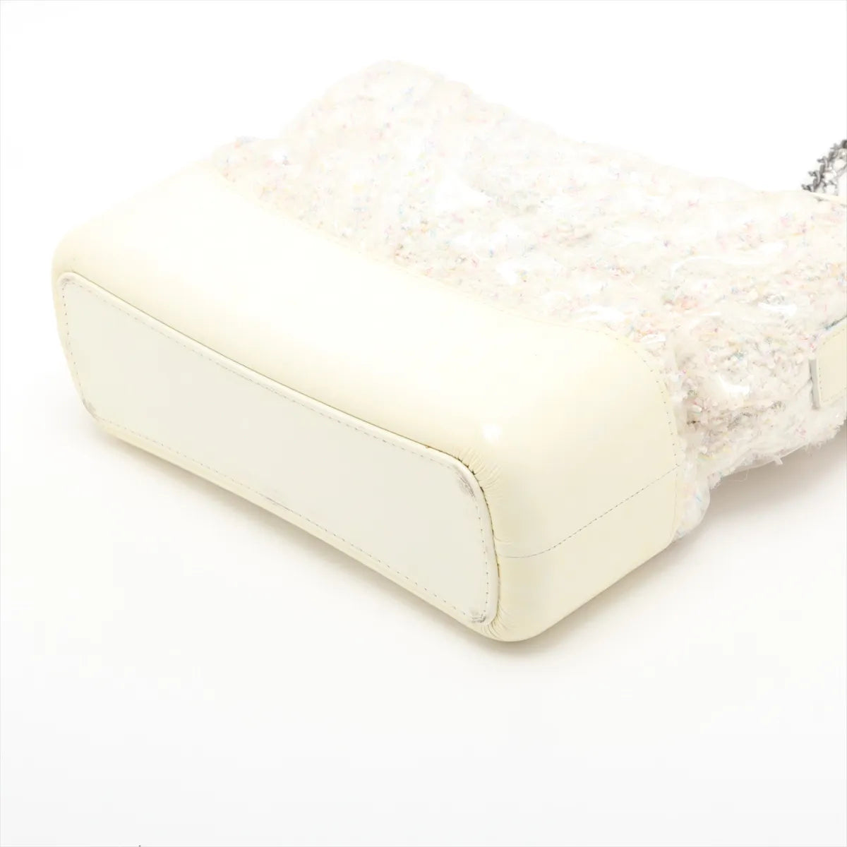 Chanel Gabrielle Doo Chanel Vinyl Leather Tweed Chain Shoulder Bag White