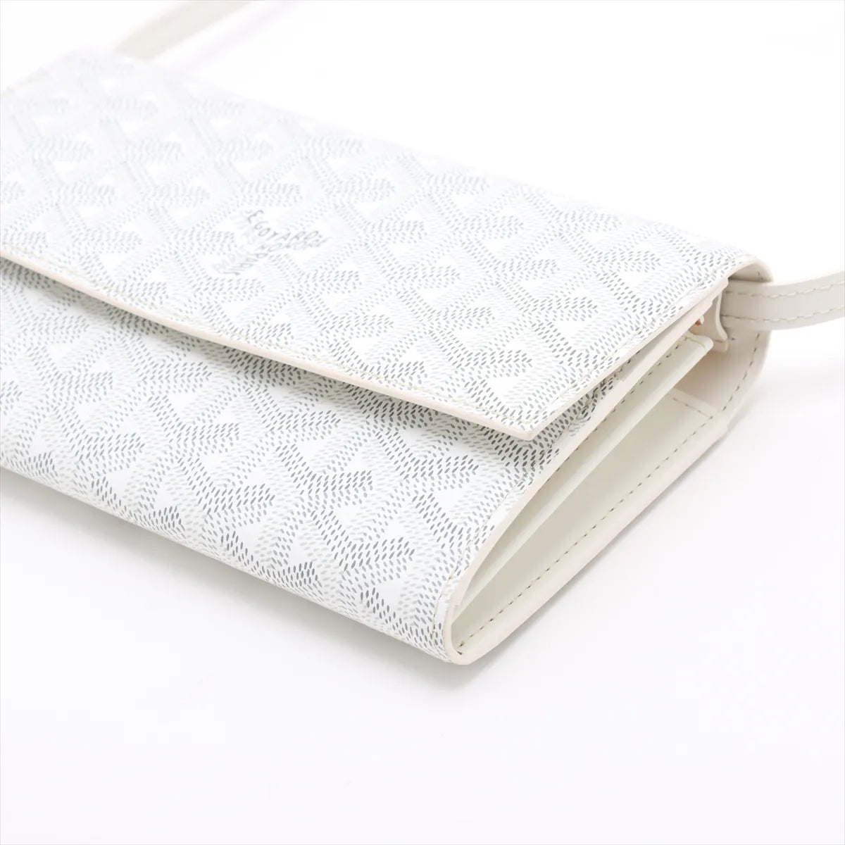 Goyard Varenne Leather Shoulder Wallet White