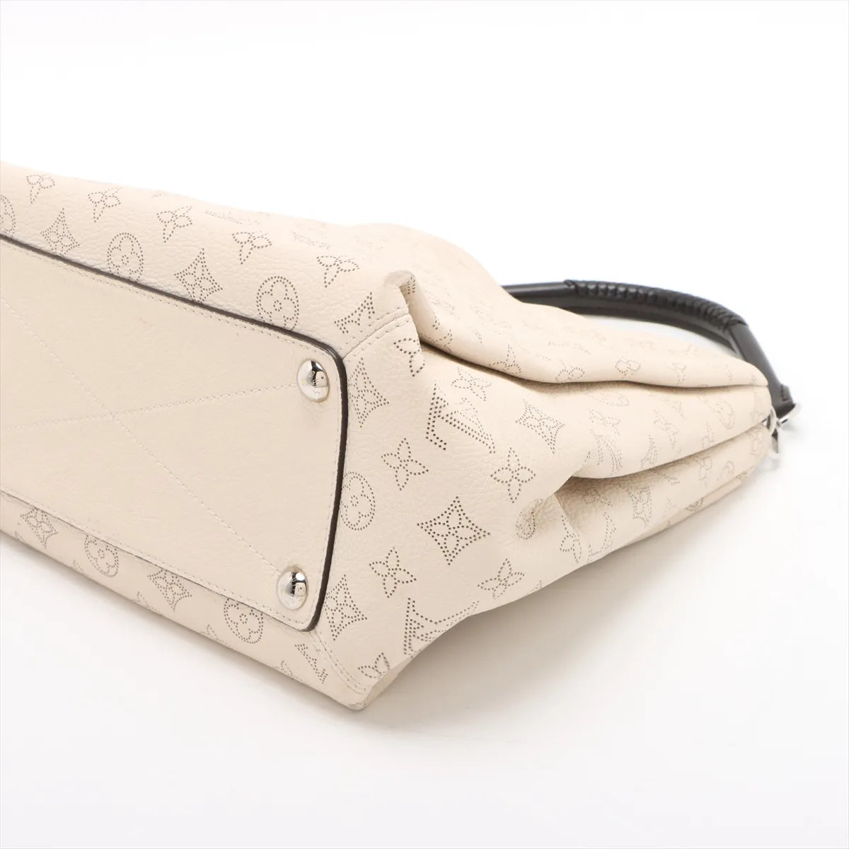 Louis Vuitton Monogram Mahina Babylone PM Beige