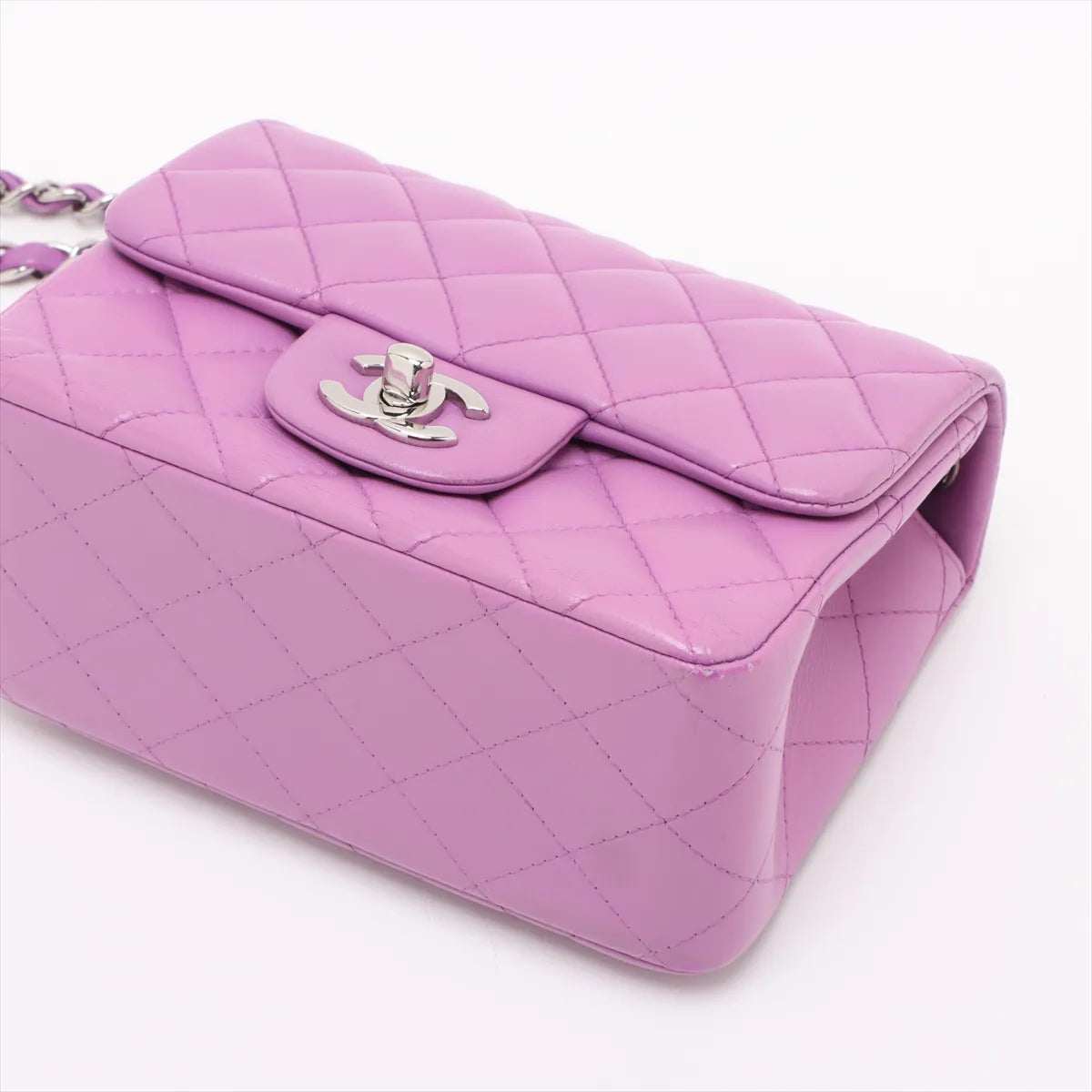 Chanel Mini Matelasse 17 Lambskin Single Flap Single Chain Bag Purple