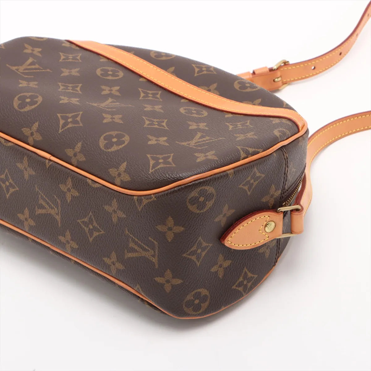 Louis Vuitton Monogram Blois