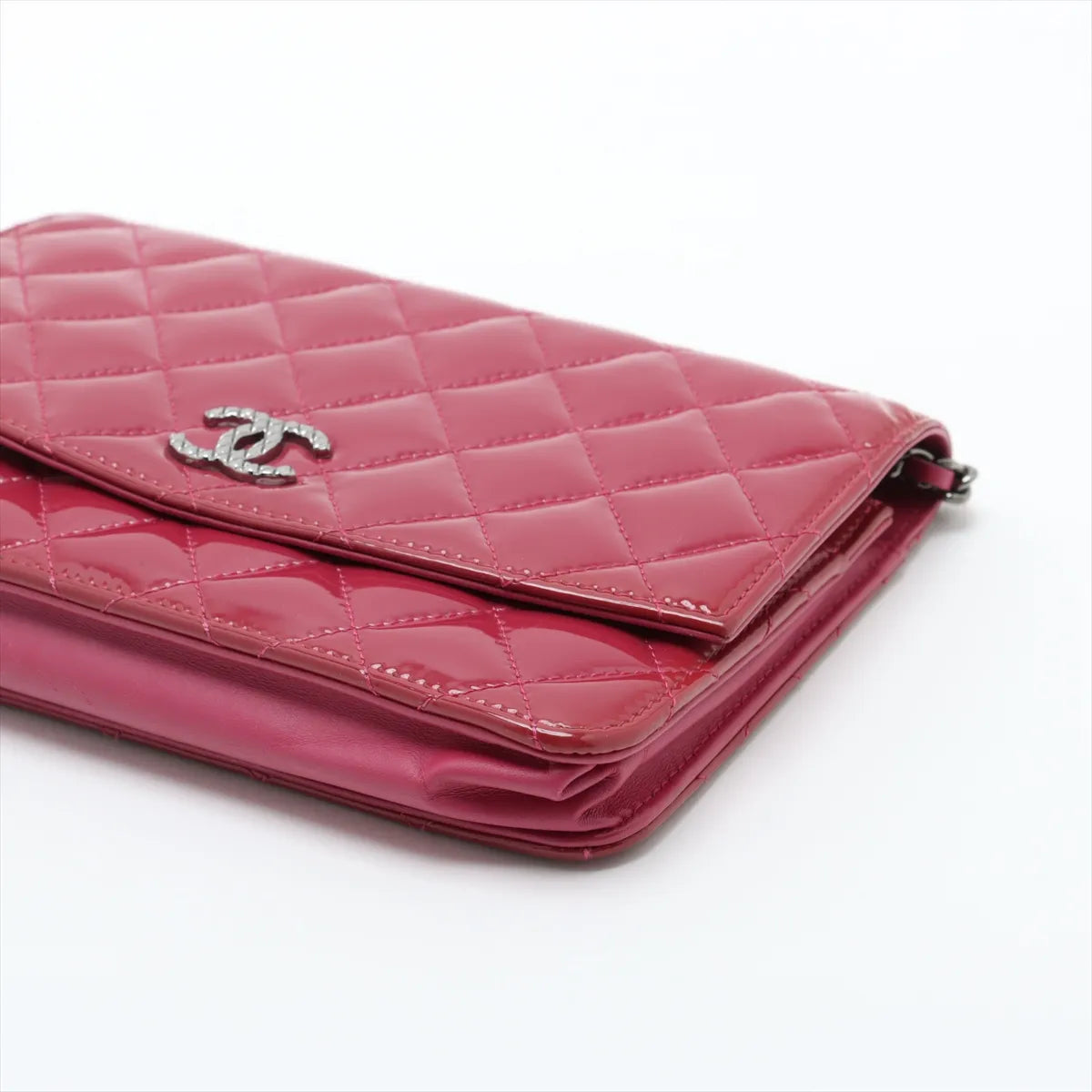 Chanel CC Logo Matelasse Patent Leather Chain Wallet Bag Pink
