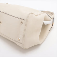 Load image into Gallery viewer, Gucci Soho Leather Shoulder Bag Ivory