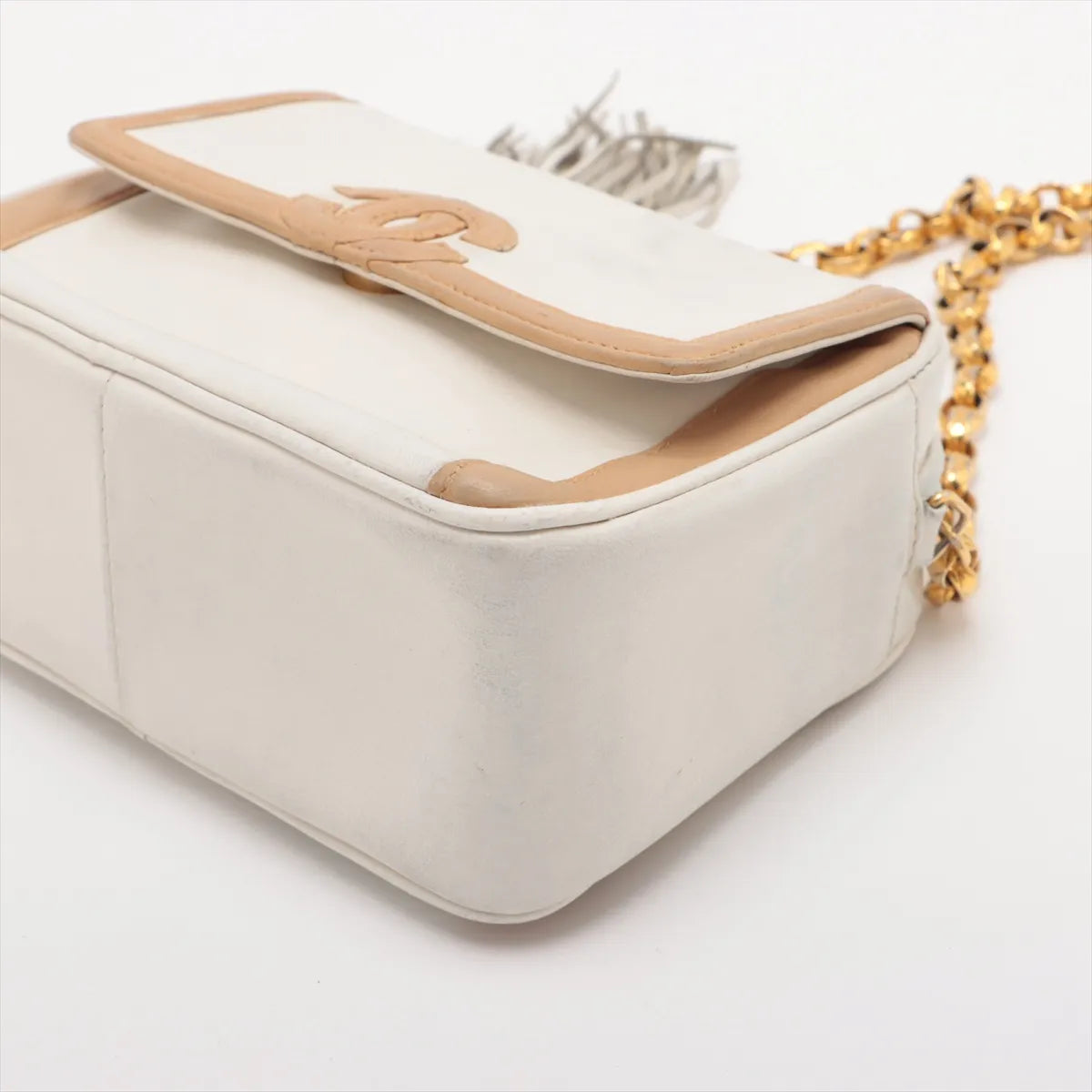 Chanel CC Logo Lambskin Chain Shoulder Bag White