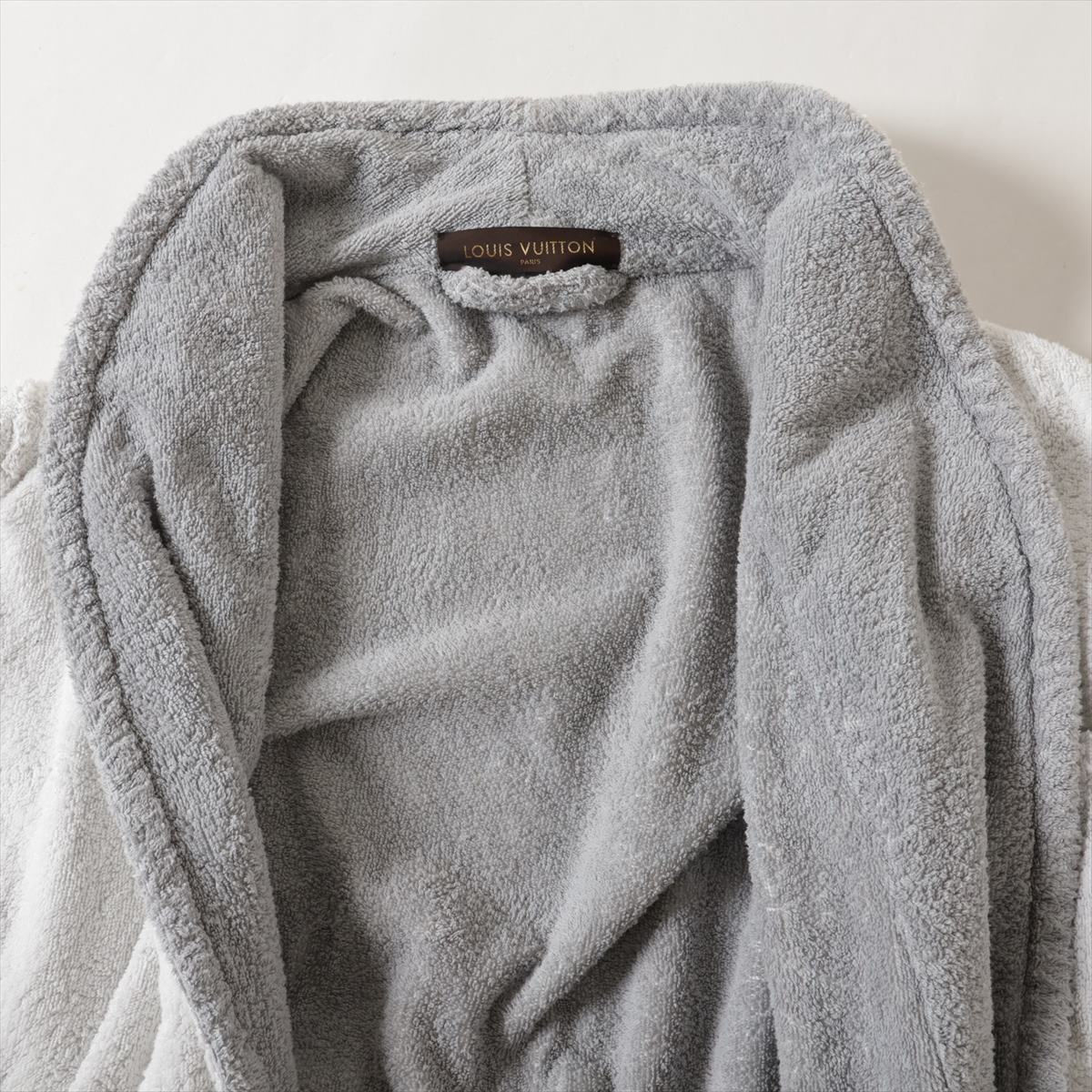 Louis Vuitton Reversible Cotton Bathrobe Gray x White