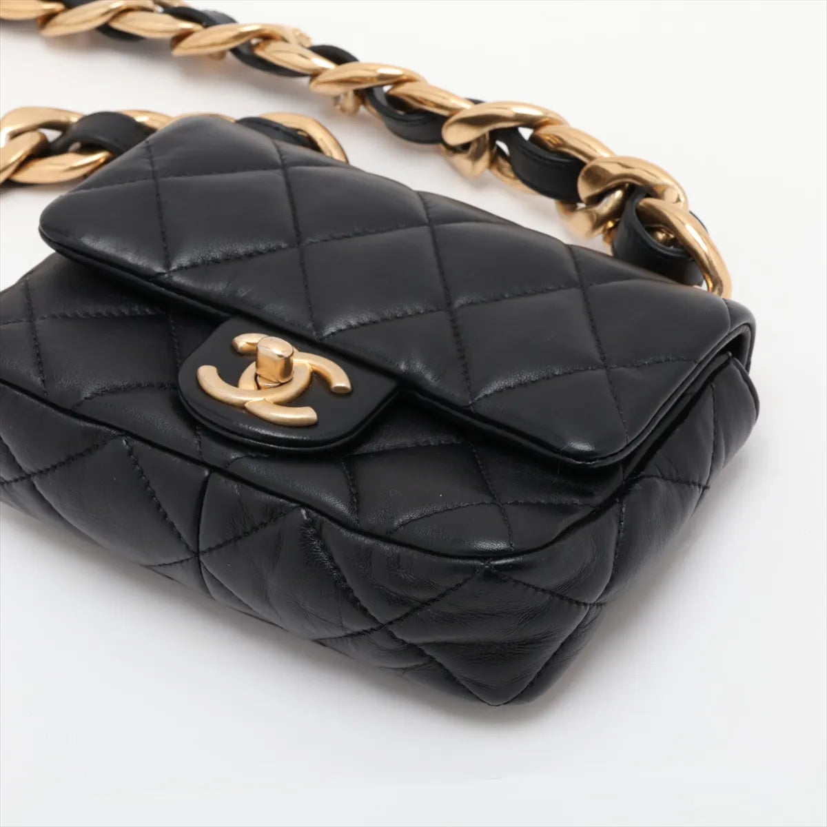Chanel CC Logo Mini Matelasse Lambskin Chunky Chain Shoulder Bag Black
