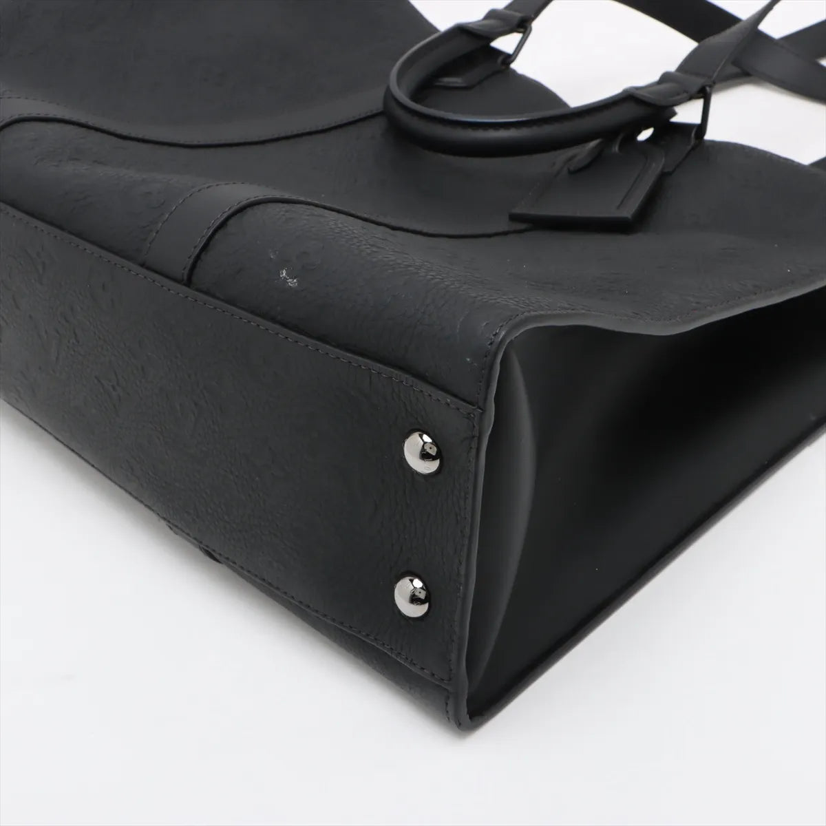 Louis Vuitton Taurillon Monogram Sac Plat 24H Black