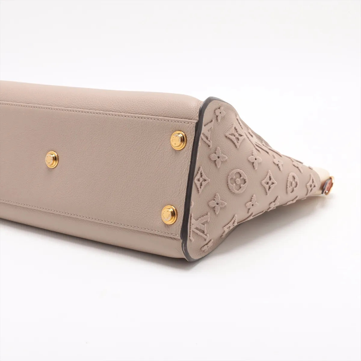 Louis Vuitton Monogram Tuffetage On My Side Beige