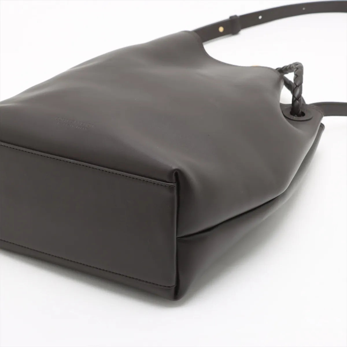 Bottega Veneta Andiamo Leather Two-Way Bucket Bag Brown