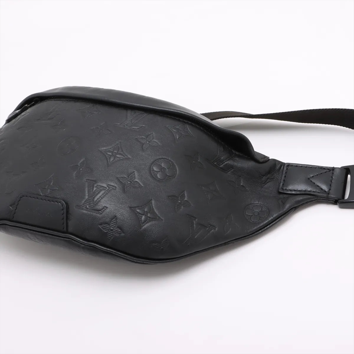 Louis Vuitton Monogram Shadow Discovery Bum Bag Black