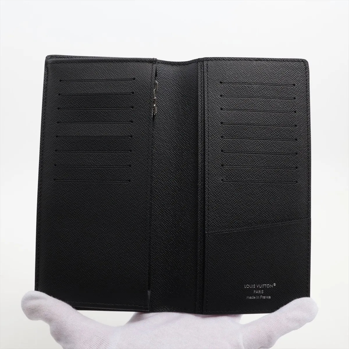 Louis Vuitton Taiga Brazza Long Wallet Black
