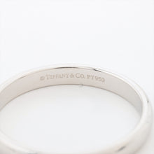Load image into Gallery viewer, Tiffany &amp; Co. Classic Band Ring Platinum
