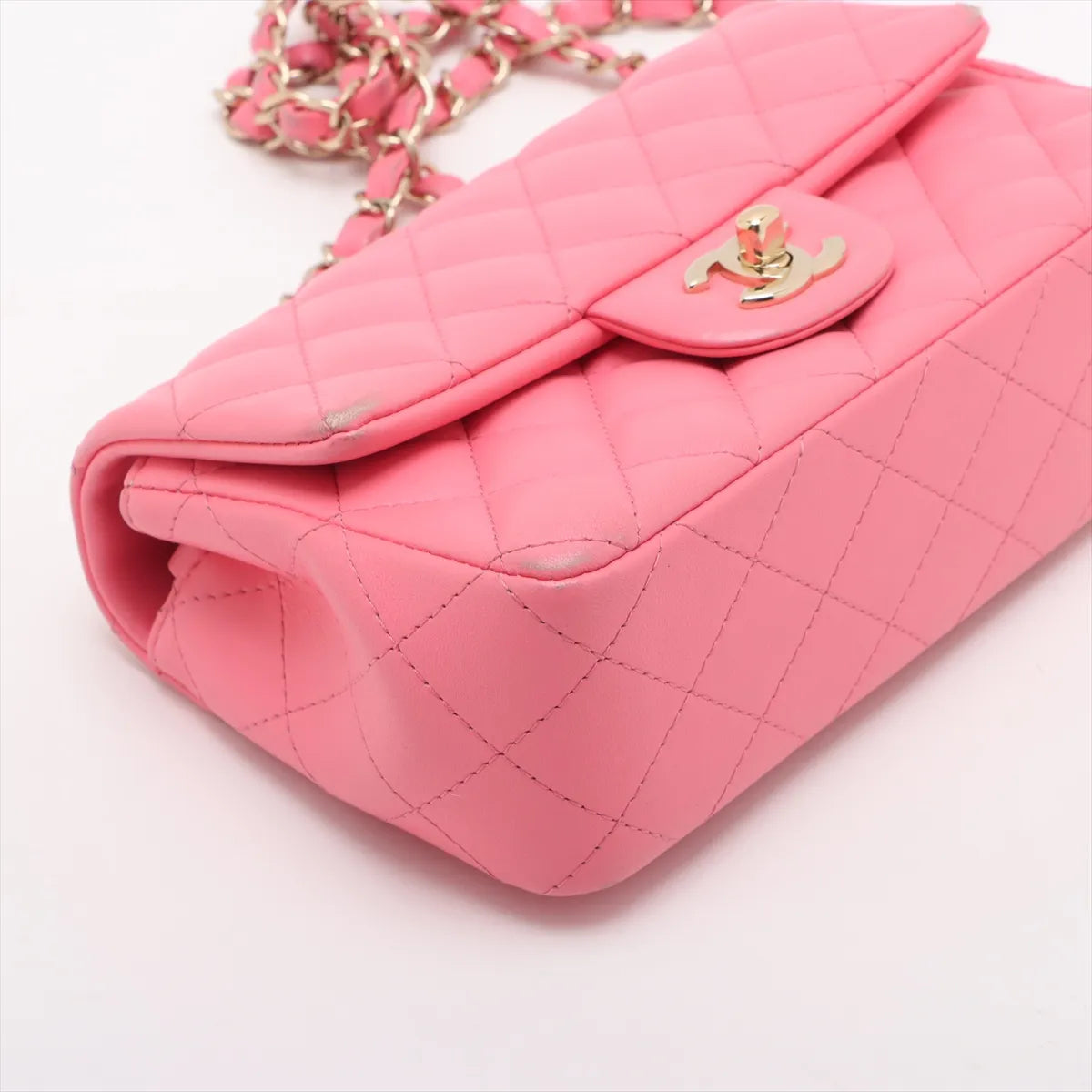 Chanel Mini Matelasse 20 Lambskin Single Flap Single Chain Bag Pink