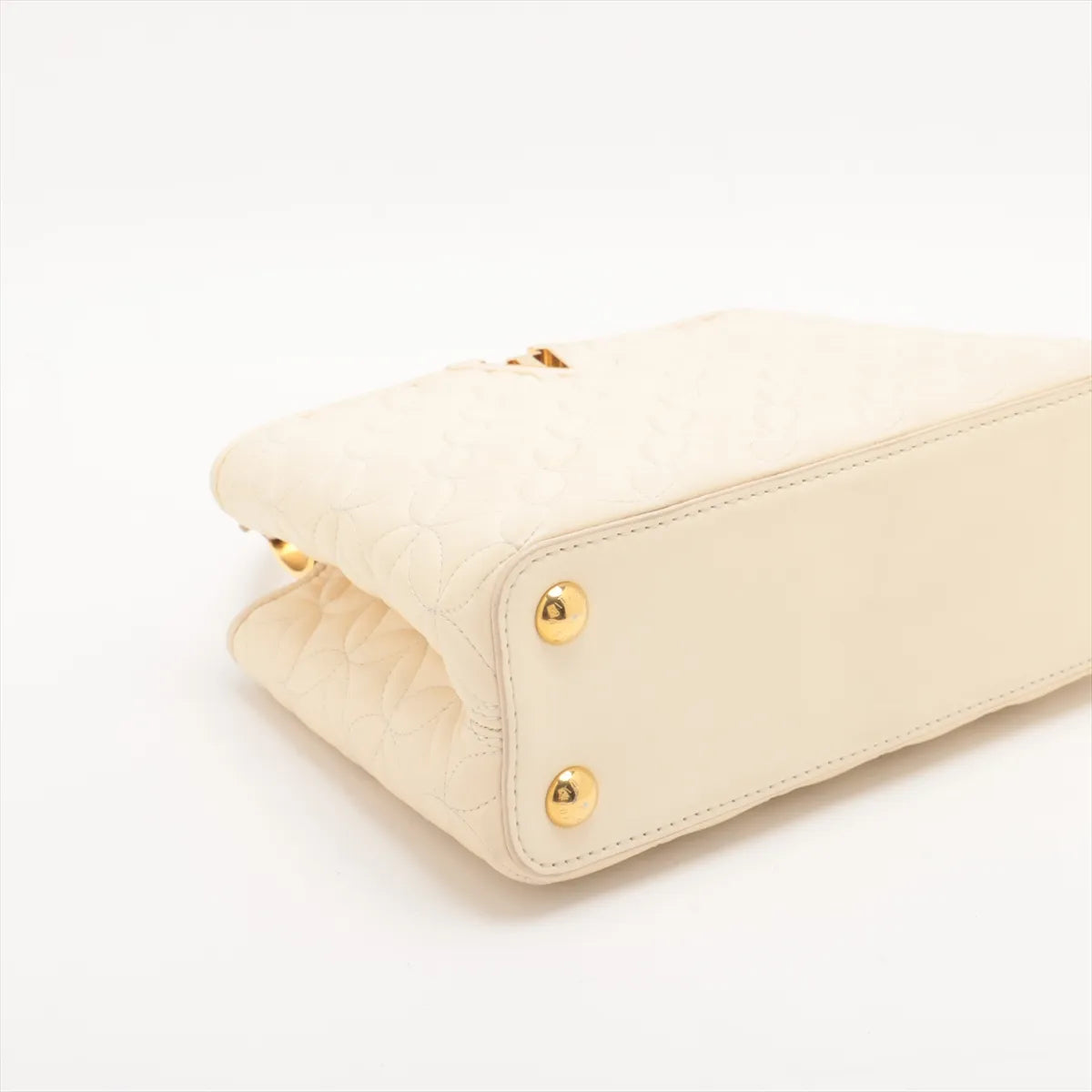 Louis Vuitton Quilted Capucines BB Beige *PREORDER*