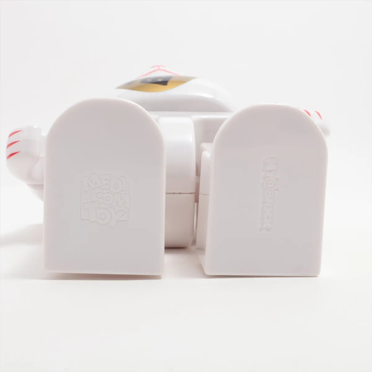 BearBrick Figurine 400% Plastic Maneki-neko Meow Brick White