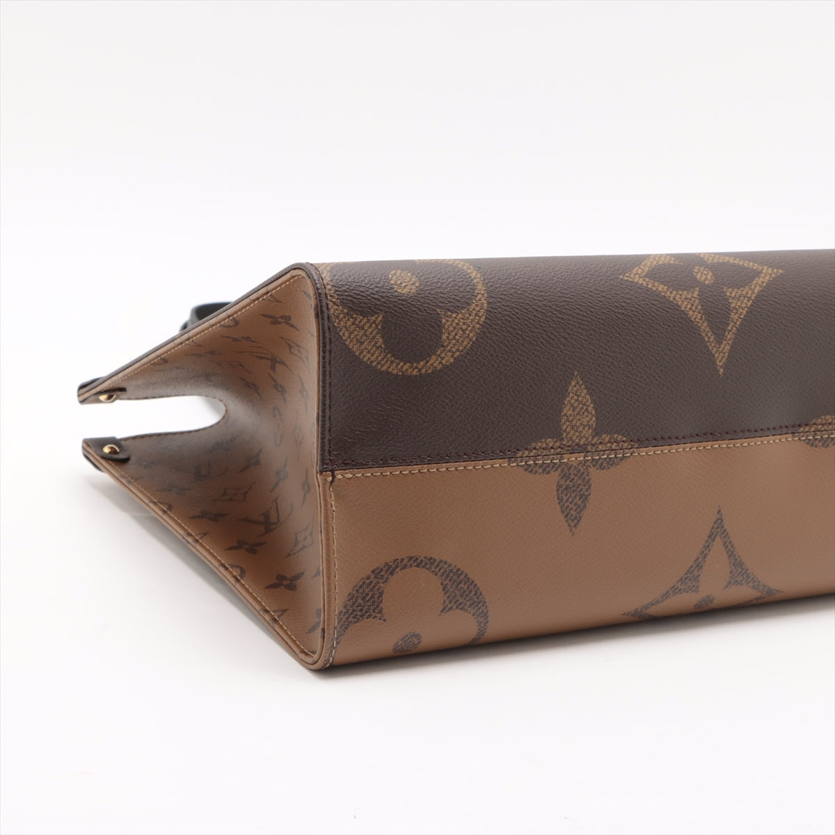 Louis Vuitton Monogram Giant Reverse On the Go MM * PREORDER *
