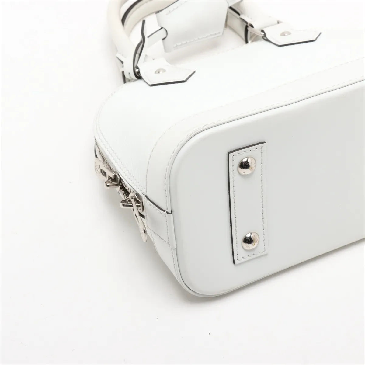 Louis Vuitton Epi Alma BB White