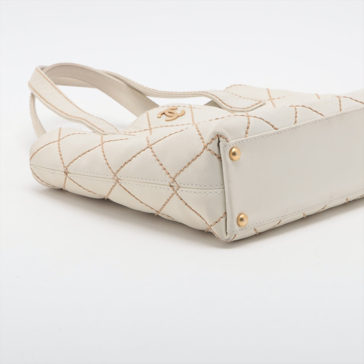 Chanel CC Logo Wild Stitch Leather Handbag White * PREORDER *