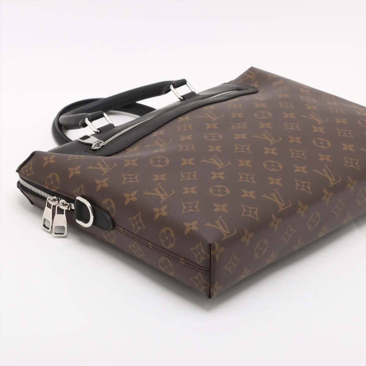 Louis Vuitton Monogram Macassar Porte Documents Jour NM Brown x Black