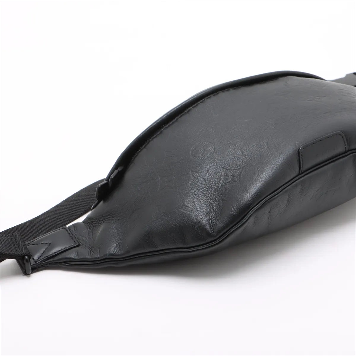 Louis Vuitton Monogram Shadow Discovery Bum Back PM