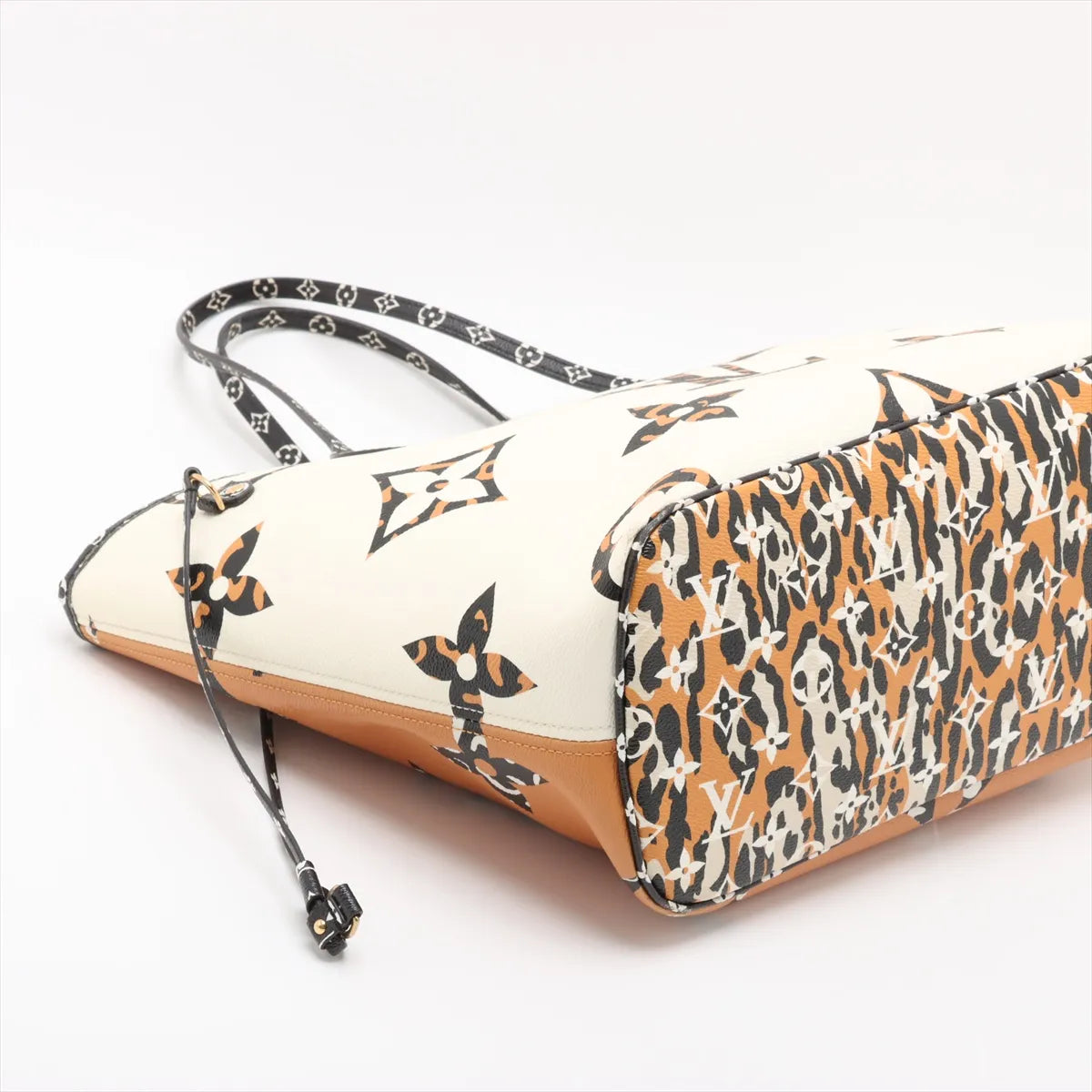 Louis Vuitton Monogram Jungle Neverfull MM