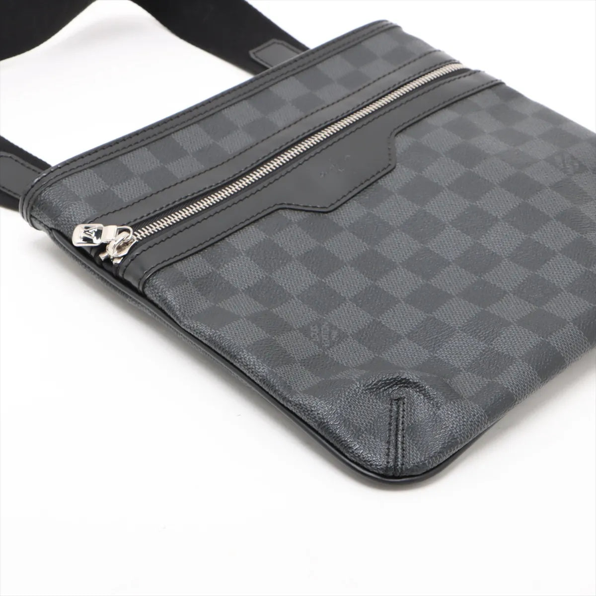 Louis Vuitton Damier Graphite Thomas Messenger Bag