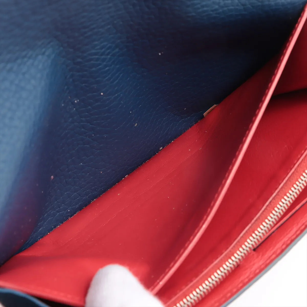 Louis Vuitton Taurillon Capucines Long Wallet Navy x Red