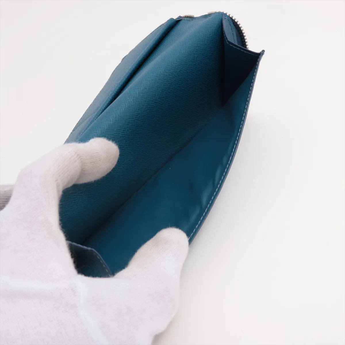 Louis Vuitton Epi Vertical Zippy Wallet Blue