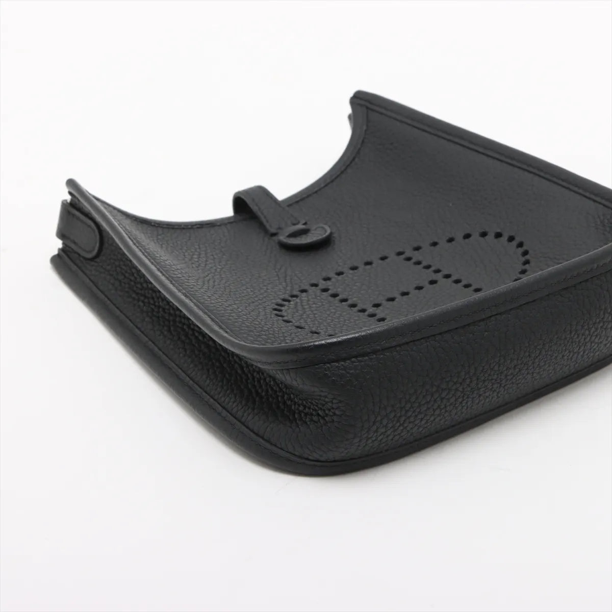 Hermes Evelyn 16 TPM Amazon Taurillon Clemence Black