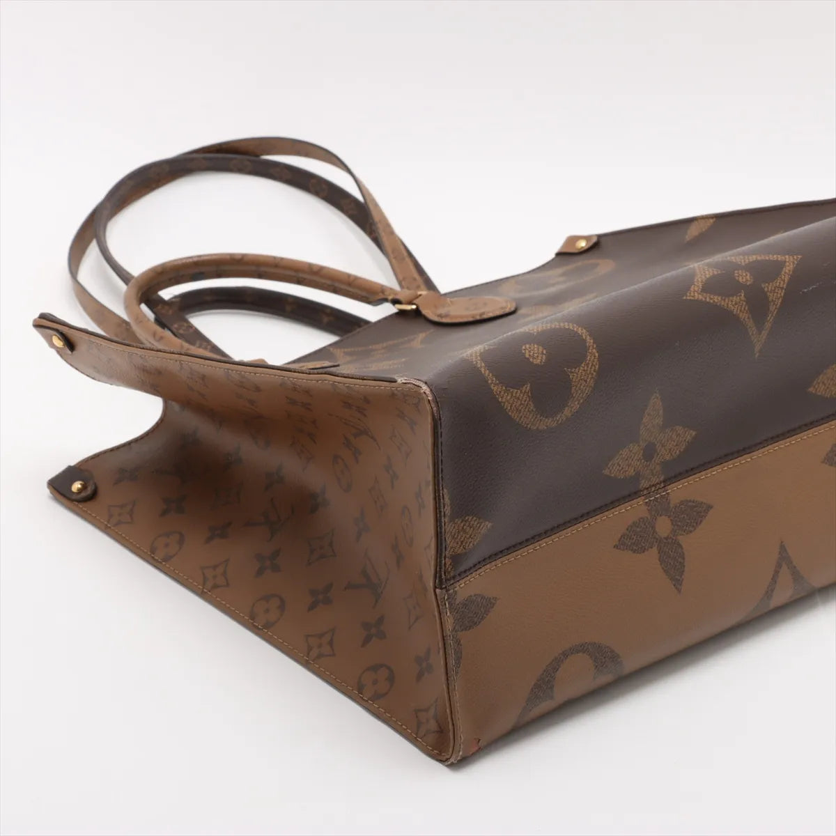 Louis Vuitton Giant Monogram Reverse On The Go GM
