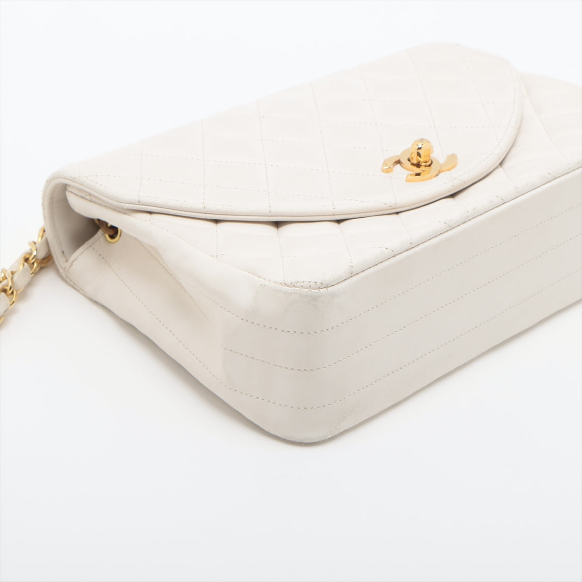 Chanel Matelasse Lambskin Single Flap Single Chain Bag White