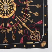 Load image into Gallery viewer, Hermès Carré 90 Les Cles Keys Scarf