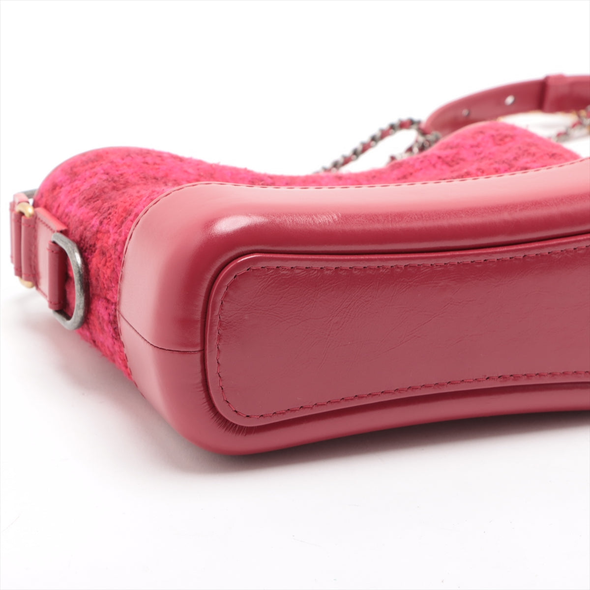 Chanel Gabrielle Doo Tweed x Leather Chain Shoulder Bag Red * PREORDER *