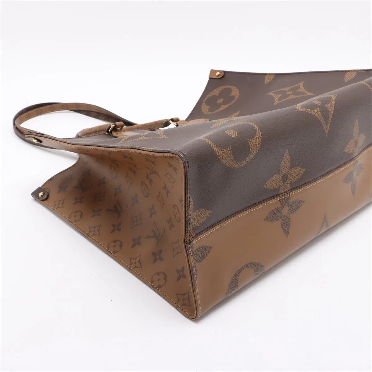 Louis Vuitton Giant Monogram Reverse On the Go GM