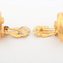 Load image into Gallery viewer, Chanel Pearl Clip-on Earrings