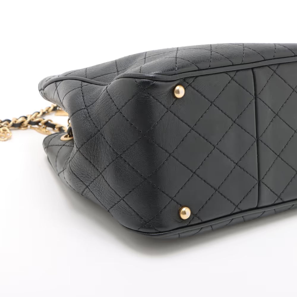 Chanel CC Logo Matelasse Lambskin Chain Shoulder Bag Black