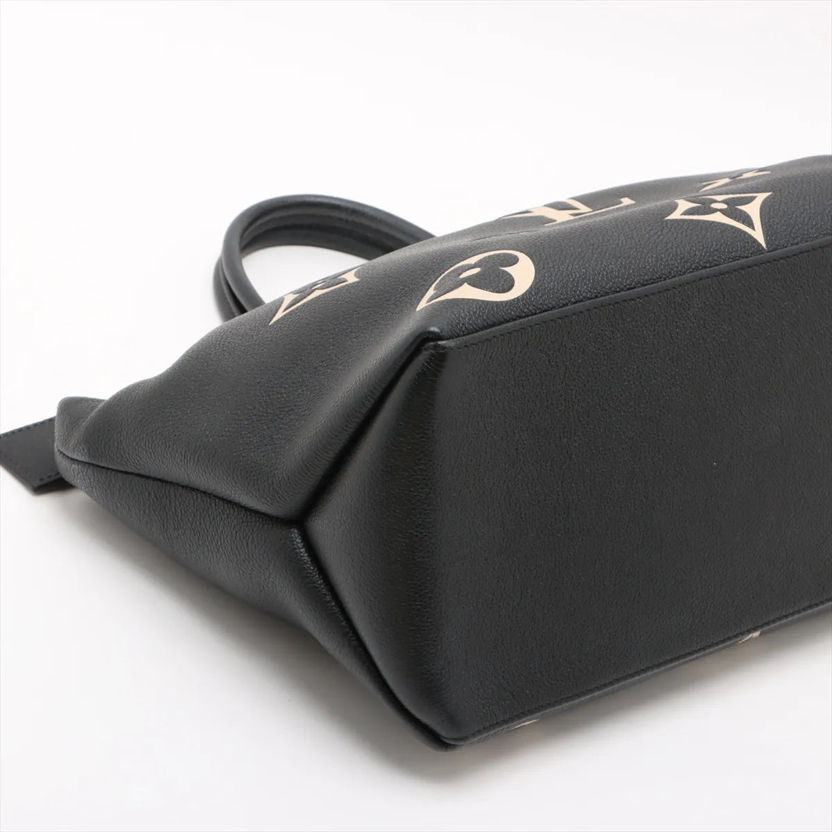 Louis Vuitton Monogram Empreinte Bicolor Grand Palais MM Black x Creme