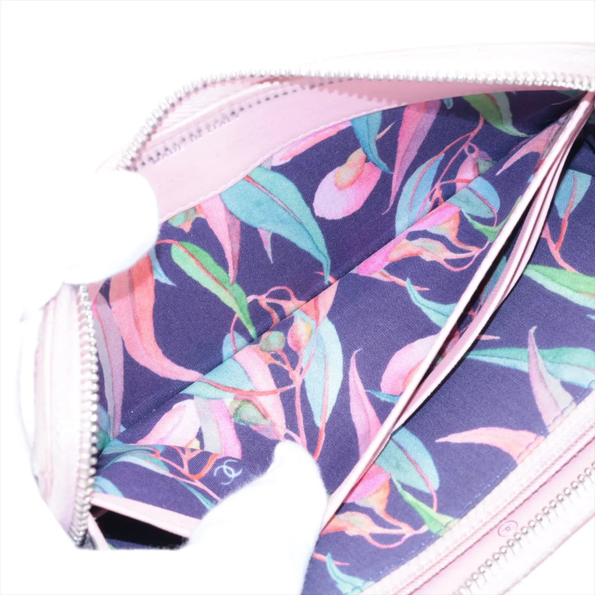 Chanel Wild Stitch Leather Zippy Long Wallet Pink